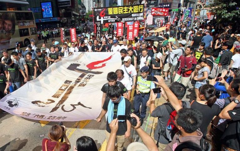 3000港人遊行紀念「六四」 震撼大陸客
