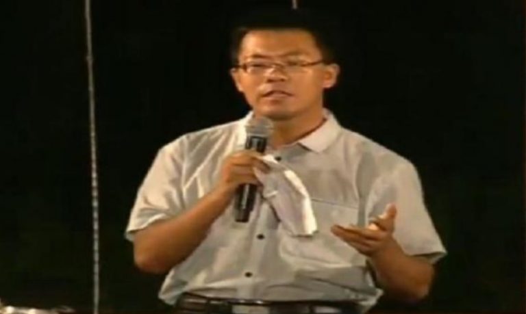 滕彪港維園激情演說：讓愛與和平佔領天安門