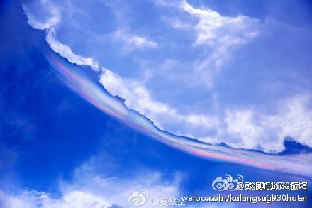 福建驚現罕見「彩虹雲」 天空如披五彩霞緞（組圖）