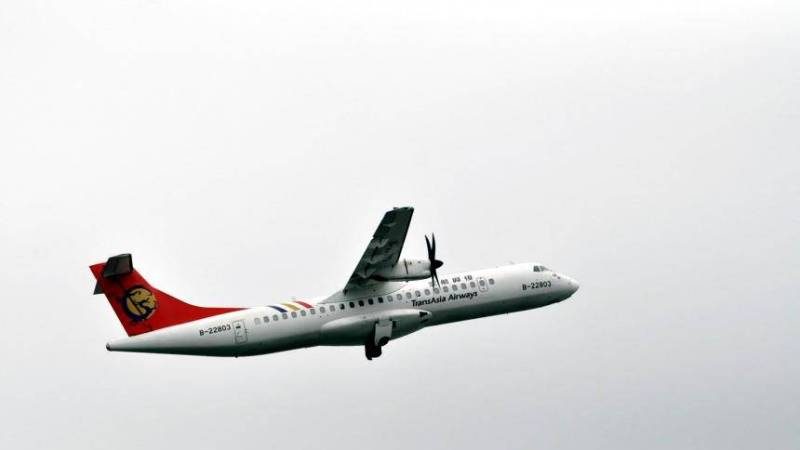 受制廣州軍區空管 港航班空中大「塞車」