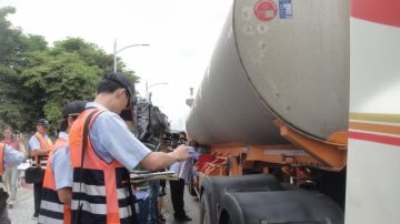 气爆效应 高市加强稽查槽车