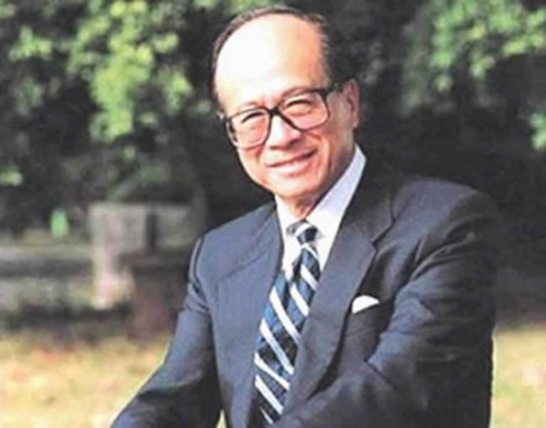 李嘉誠欲斥300億買百架飛機 4年來最大收購