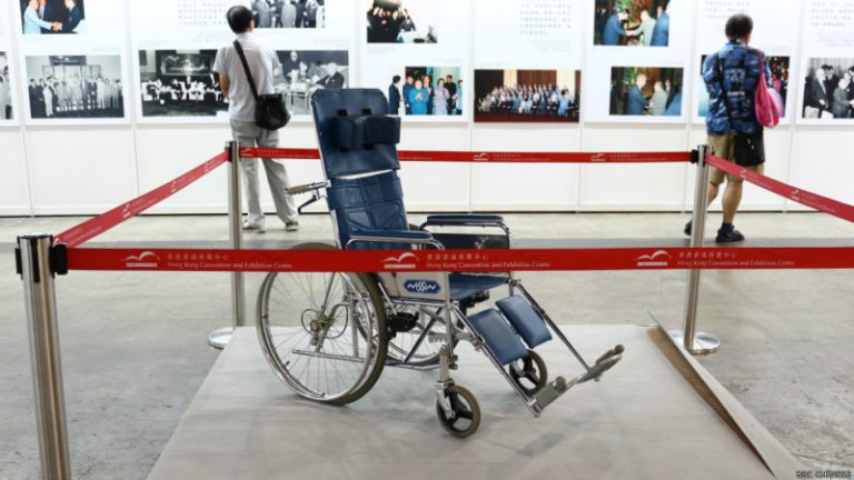 鄧小平誕辰展 六四圖片再現