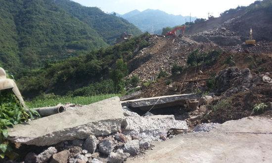 湖北三峽庫區再發生滑坡 水電站首次被沖毀