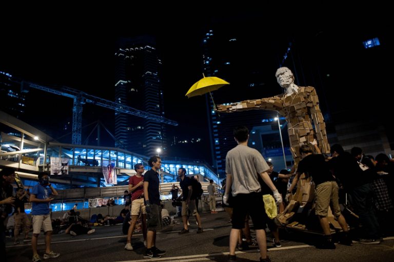 前保安局長：香港不會發生天安門式清場