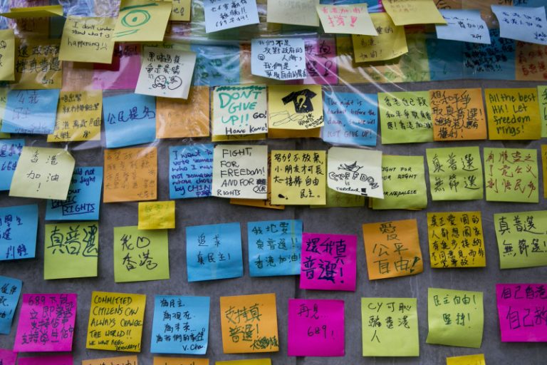 報導偏頗 香港通訊局收550投訴告無線