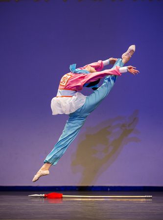 組圖：第六屆中國古典舞大賽青年女子組複賽精彩瞬間