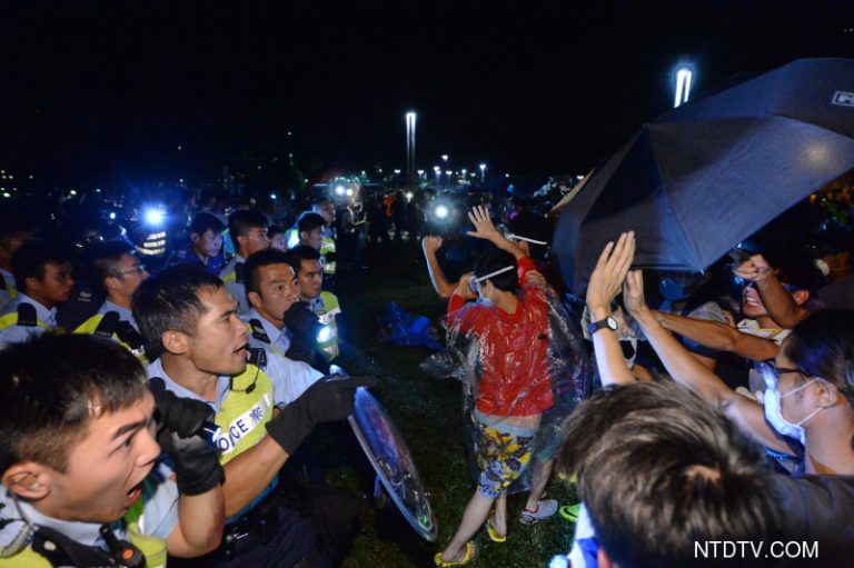 警方龍和道清場完畢 抓數人鼓掌慶功