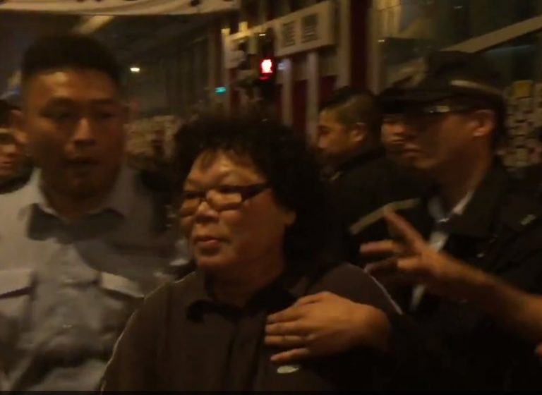 旺角反佔中凌晨打人 網友疑其雙工資