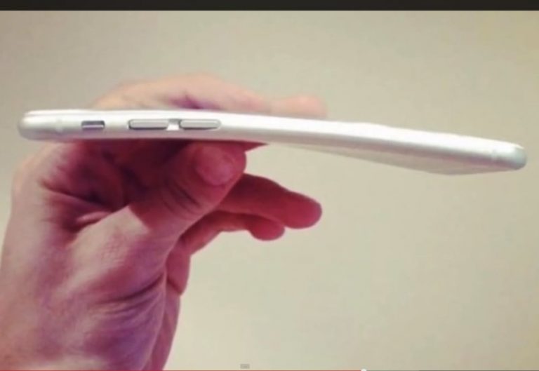 300隻用彎的iPhone 6集合 齊唱《香蕉手機》