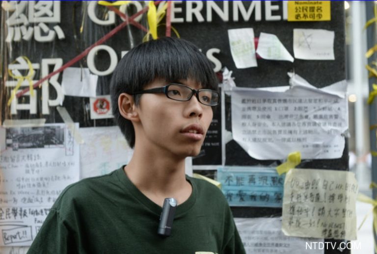 清場迫近 黃之鋒誓完成公民抗命全程 寧被抬走