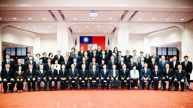 為敗選擔責 台內閣集體總辭