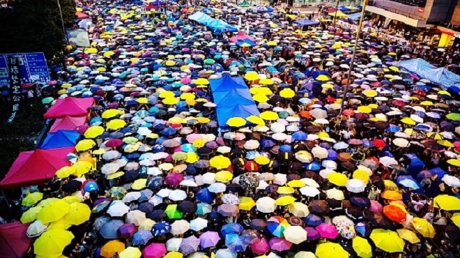 雨傘運動75天大事記--港年輕一代民主之路