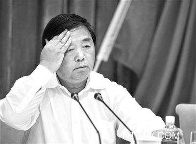 【今日點擊】一個微妙變化 習近平調整「黨」的位置