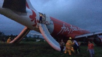 屋漏偏逢陰雨天 亞航再有班機衝出跑道