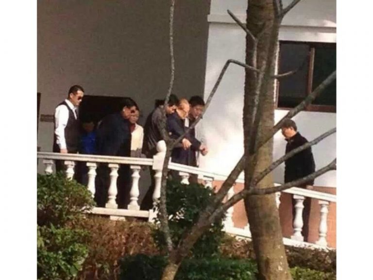上海慘劇後江澤民露面走路要扶 陸媒急刪報導