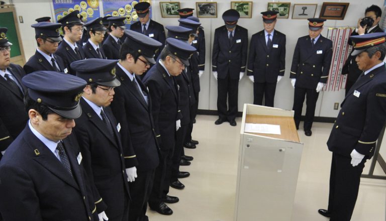 東京地鐵沙林毒氣案再審 警方通聯曝光