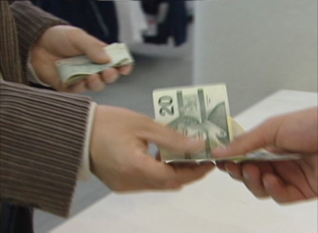 加幣匯率下滑 溫影視業佔優