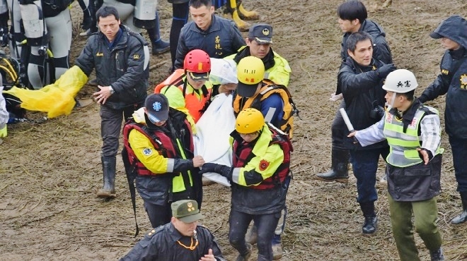 黑匣子解密 復航兩發動機均無馬力