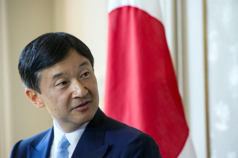 日本皇太子警告牢記二戰 被指打安倍臉