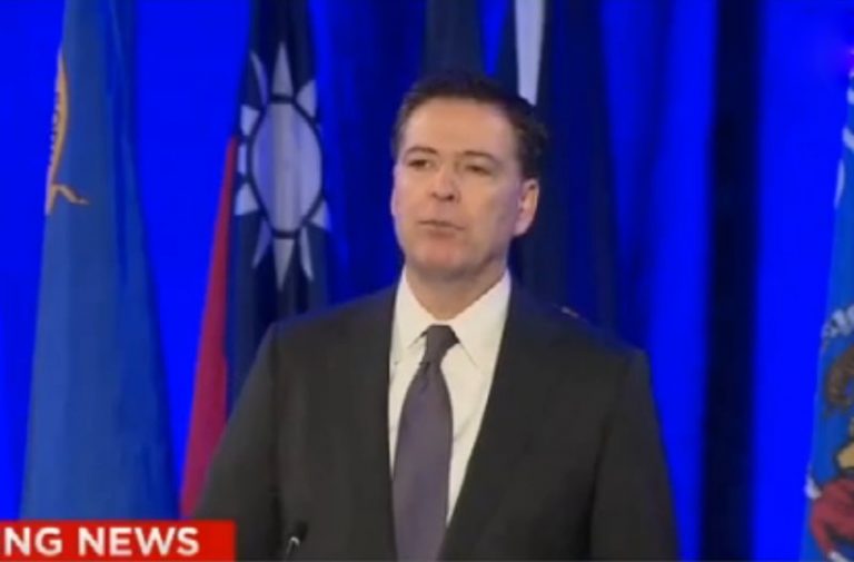 美FBI局長演說驚見 台國旗並列美國州旗