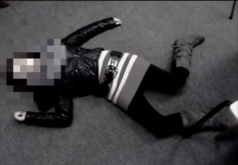 劊子手約翰妹在英拍詭異變態殺人片