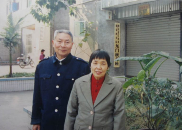 夫被摘器官 兒被當人質 渝法輪功學員境危
