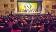 神韻高雄首演 一票難求