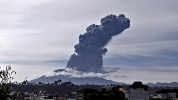 剛回家又要走 智利火山第三次爆發