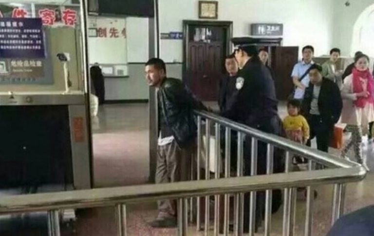 袁斌：慶安警察的雷語凸顯了什麼？