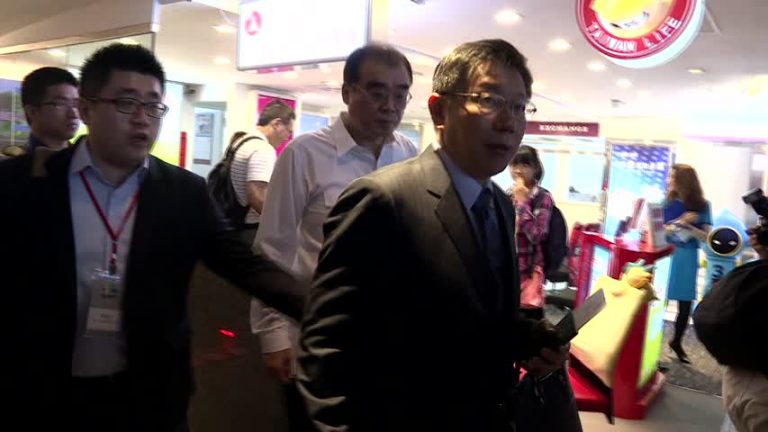 柯P赴韓接旗 行程儉樸走平民風