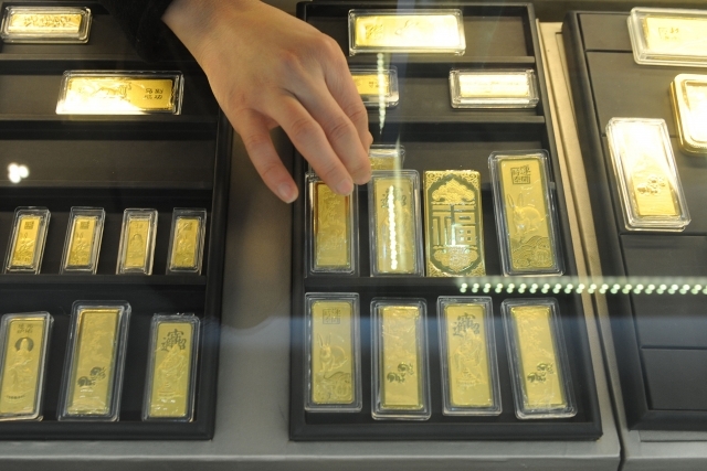 陸游資轉戰金市 豪客3千萬元買金條