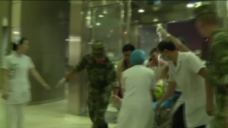 急救送醫全程拍？天津爆炸急診畫面疑作假