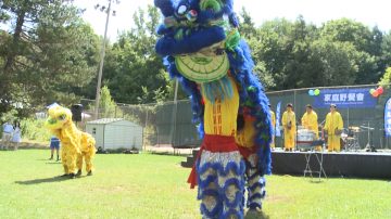 大纪元新唐人野餐会热闹登场 吸引数千华人