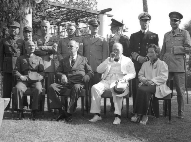 中共海報惹眾怒 《開羅宣言》四巨頭無蔣有毛