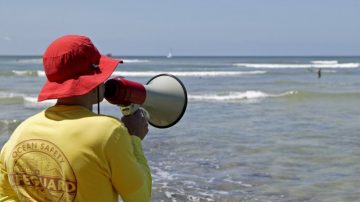 50万加仑污水入海 夏威夷最美海滩遭殃