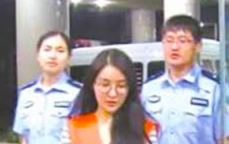 郭美美案為何一拖再拖 專家稱複雜 網友指來頭大