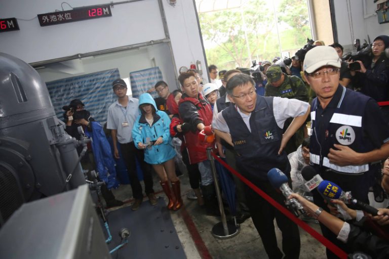 解決高濁度 20億建翡水專管 柯：本來不想花的