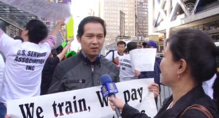 美甲業主紐時抗議現場採訪(4)