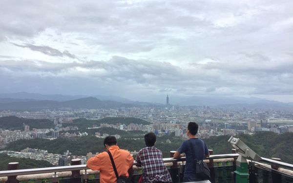 巨爵持續減弱近輕颱下限 可能不發海警
