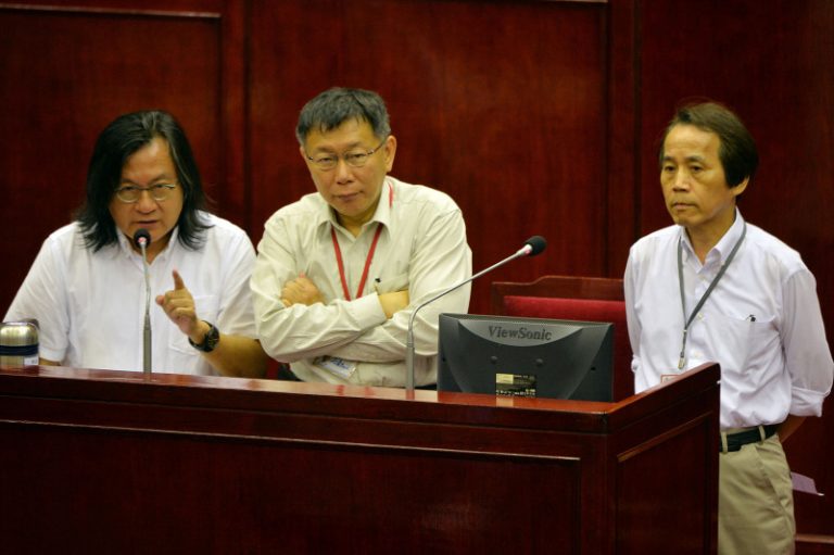 美河市建坪差9% 柯：沒法說明用詐欺告它