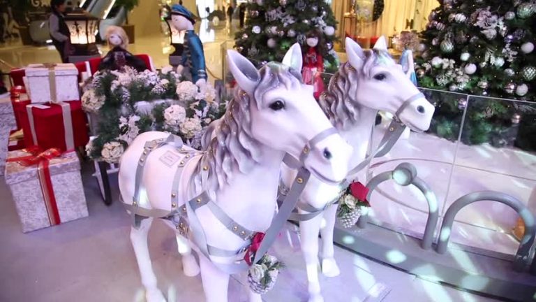 聖誕將至 香港影后葉德嫻等齊賀年