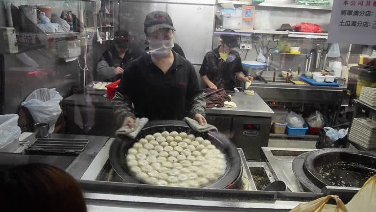 香港米芝蓮小店難敵貴租 被迫結業