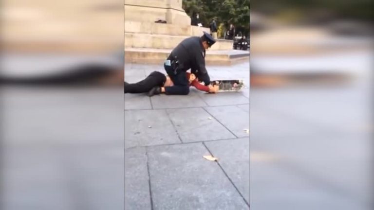 玩滑板被噴胡椒霧 穆宜賓起訴警局