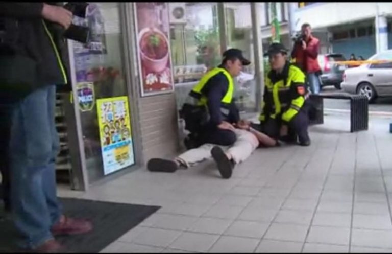 苗栗驚傳隨機殺人 男大生遭刺重傷【視頻】