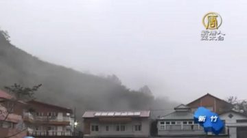 民众上山追雪 镇西堡低温不足未降雪