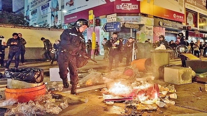 【禁聞】香港旺角為何爆發流血大衝突