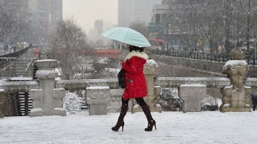 大多倫多地區降雪路滑 上下班高峰受影響