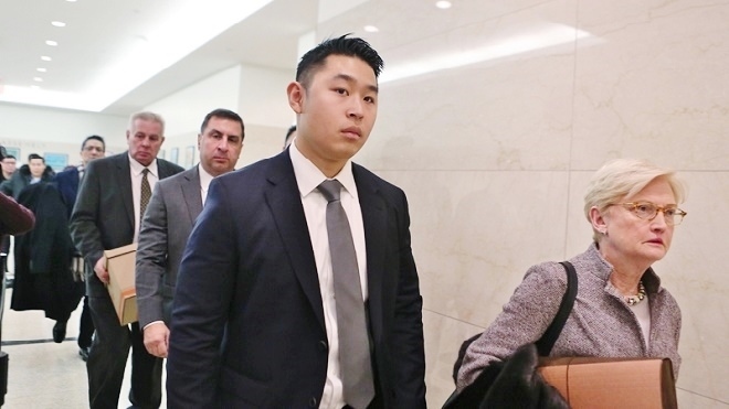 聲援梁彼得 紐約法拉盛徵簽 民眾踴躍支持