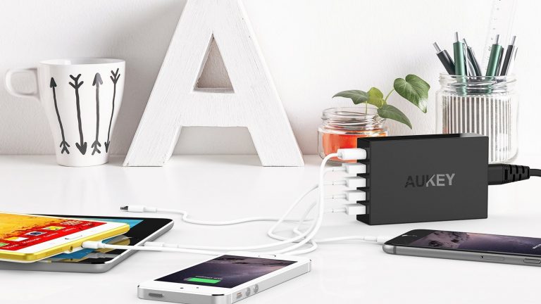 Aukey 25W/1A 5 USB端口充電器